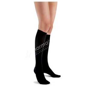 Futuro 3M Revitalizing Trouser Socks For Women - Black - Moderate 15-20 mm/Hg Compression